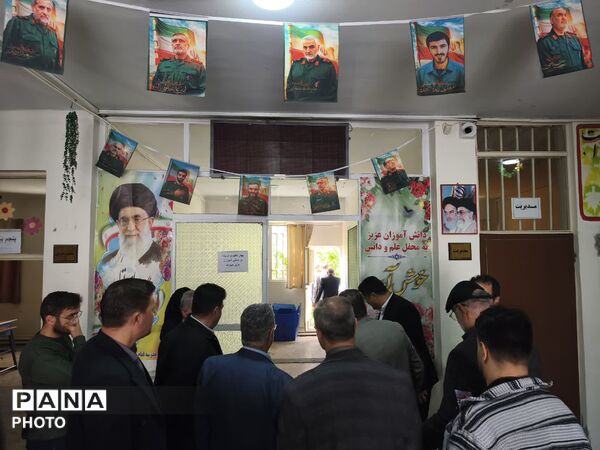بازدید میدانی مدیرکل آموزش و پرورش آذربایجان شرقی از قطب صنعتی سردرود
