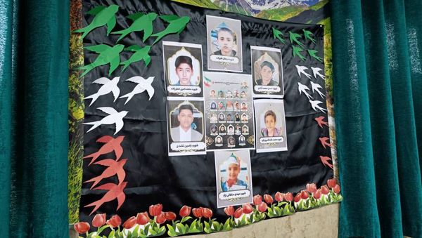 طرح‌ملی‌لاله‌های‌روشن و یادواره شهدای دانش آموز در مدرسه هیات امنایی فرهنگ و  مدرسه شهید رجایی شهرستان قدس