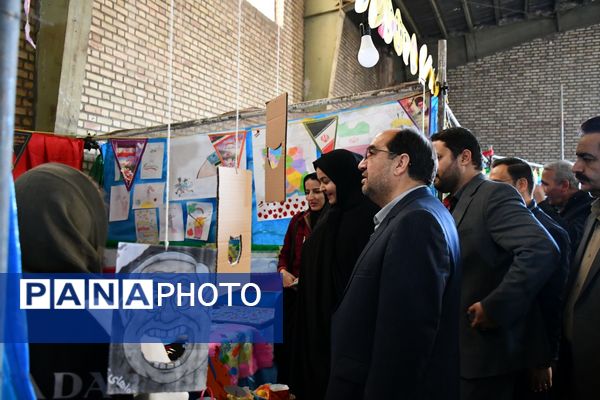  جشن "ایران مون" در مدرسه شهید اتحادی مه ولات