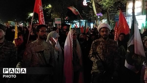 حضور عروس و داماد های جانفدا در رژه اقتدار جانفدایان ایران نیشابور 