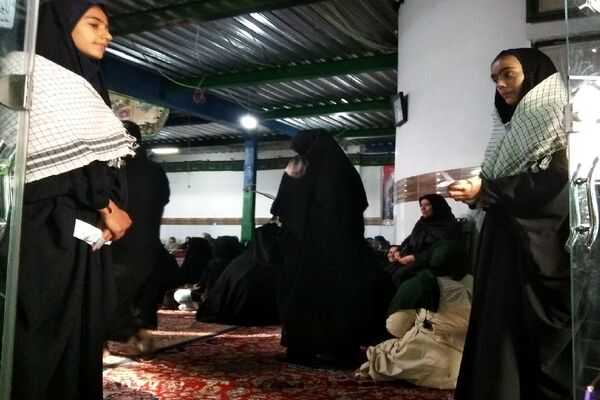 جلسه انجمن اولیا و مربیان دبیرستان هوشنگی مشهد