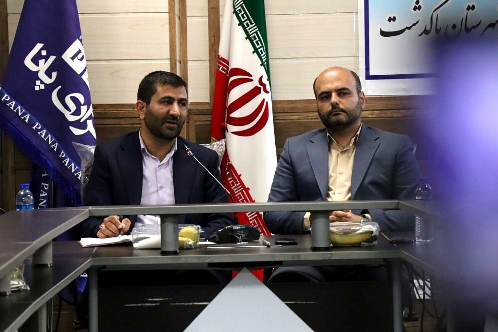 معلم برای تقویت خود به عنوان الگوی مناسب باید بکوشد
