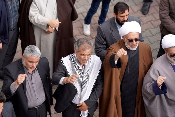 غرش خشم انقلابی دانشجویان دانشگاه آزاد مشهد علیه صهیونیسم و فریاد همبستگی با غزه