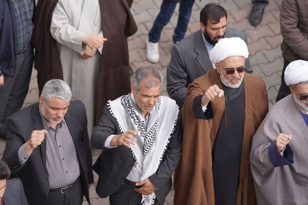 غرش خشم انقلابی دانشجویان دانشگاه آزاد مشهد علیه صهیونیسم و فریاد همبستگی با غزه