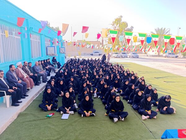 زنگ مهر در فراشبند به صدا در آمد