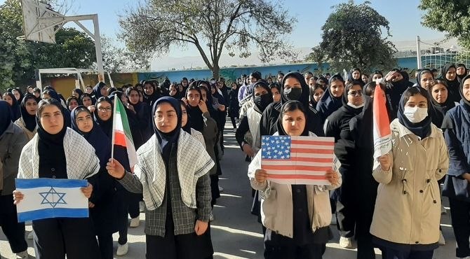 برگزاری راهپیمایی۱۳ آبان در مدارس کرمانشاه 