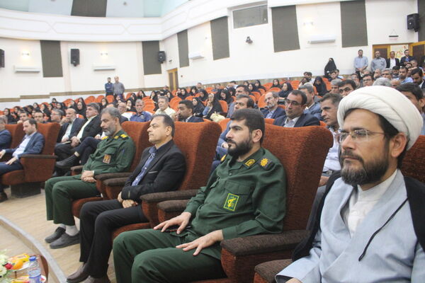 همایش تجلیل از معلمان نمونه استان بوشهر