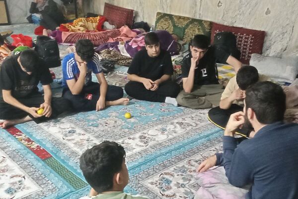 مراسم معنوی اعتکاف در مسجد اعظم حضرت ابوالفضل (ع) بهارستان دو