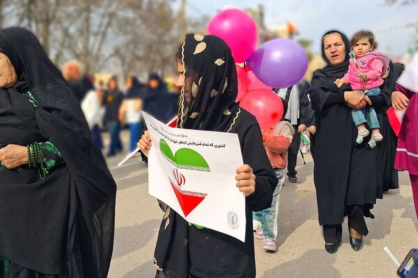 راهپیمایی یوم الله ۲۲ بهمن در شهرستان باشت با حضور گرم مردم