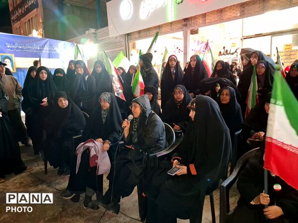 تریبون آزاد در حسینیه فضل نیشابور