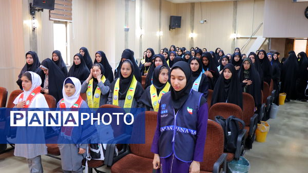 افتتاحیه دوره تربیت روایتگران قصه فلسطین در شهرستان پاکدشت 