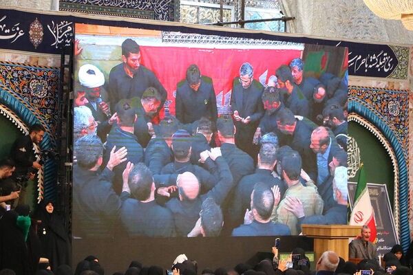 وداع با پیکر مطهر شهید حسین امیرعبدالهیان در شهرستان ری