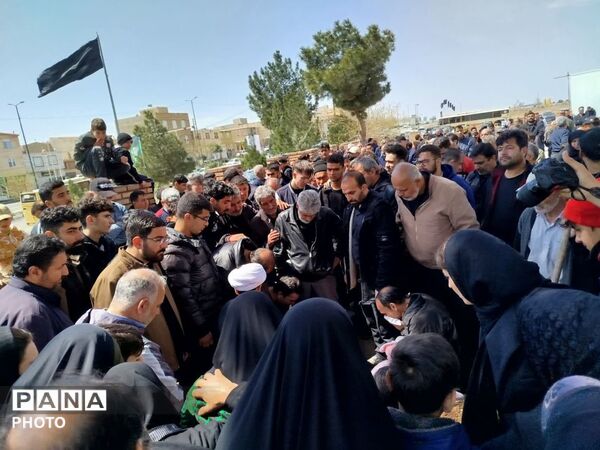 تشییع پیکر پاک شهید بشنیجی در محمدشهر کرج