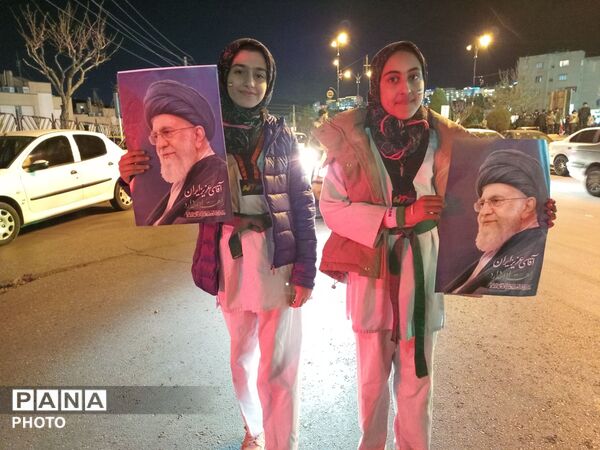 تجمع مردم پردیس به مناسبت مراسم چهلم شهادت رهبر شهید