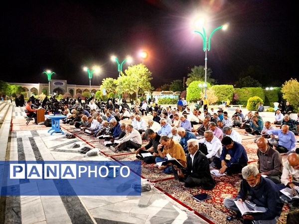 قرائت دعای کمیل در شهرستان کاشمر 