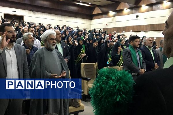 تقدیر از خادمیاران، خیرین، پرستاران، خانواده شهدا و فعالین حوزه رسانه ستاد بازسازی عتبات عالیات شهرستان قدس 