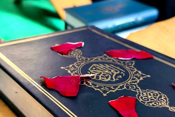 محفل انس با قرآن در ایام فاطمیه 
