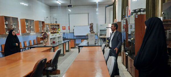 بازدید سرگروه‌های آموزشی از دبیرستان مهشید مصلی نژاد
