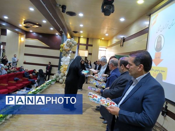 آیین تجلیل از منتخبان طرح و برنامه‌های دوره ابتدایی استان خراسان شمالی