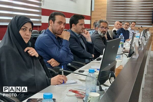 نشست تخصصی افق تربیت ۲۷ در کهریزک 