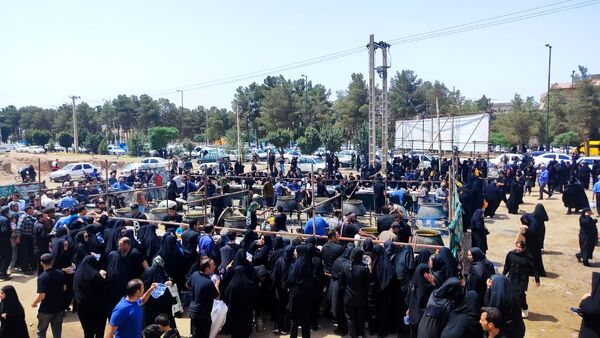 برگزاری مراسم شیرخوارگان حسینی در شهر بادرود 