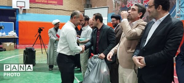 اعزام کاروان تجهیزات ورزشی و بهداشتی «مهر با نشاط» به مدارس قم
