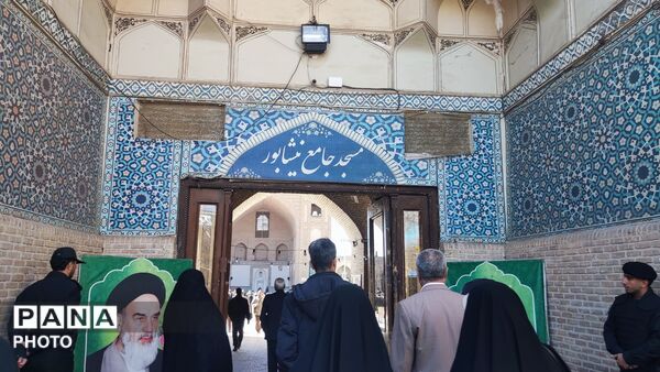 دومین نماز عبادی سیاسی جمعه ماه رمضان در نیشابور