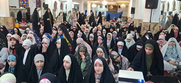برگزاری آیین اعتکاف در مصلی رشت