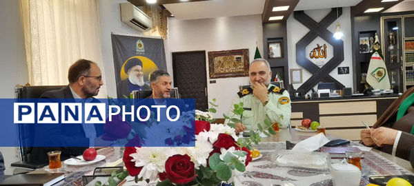 نشست صمیمی شورای معاونان آموزش و پرورش قم با فرمانده پلیس 