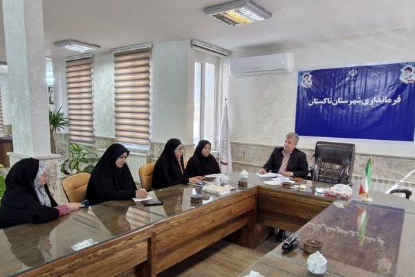 دیدار فعالان قرارگاه مردمی جوانی جمعیت با فرماندار شهرستان تاکستان