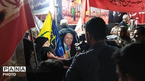 در شصت و هشتمین شب موکب خیمه العباس میزبان سنگر بانان خیابان شد 