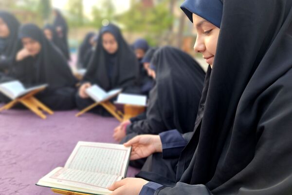 مهمانی فرشتگان بر خوان گسترده ضیافت الله در واپسین لحظات ملکوت