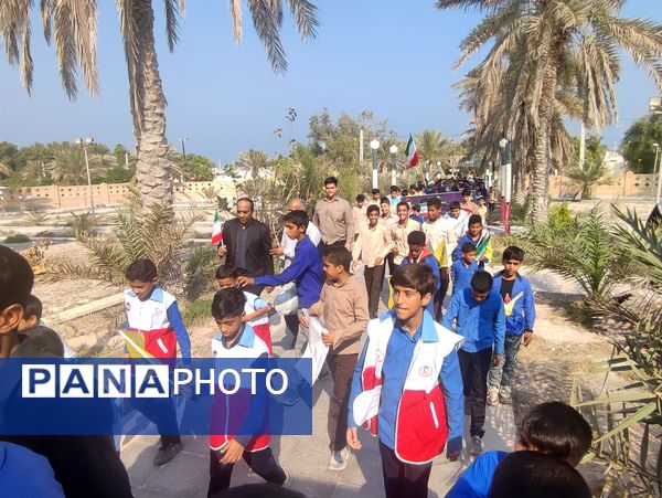 راهپیمایی 13 آبان در جزیره بوموسی