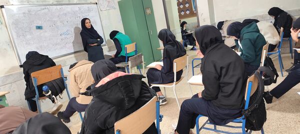 برگزاری امتحانات نوبت اول در آموزشگاه سبحان و مائده شلیل