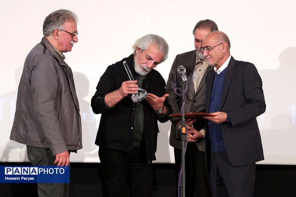 بزرگداشت منوچهر محمدی