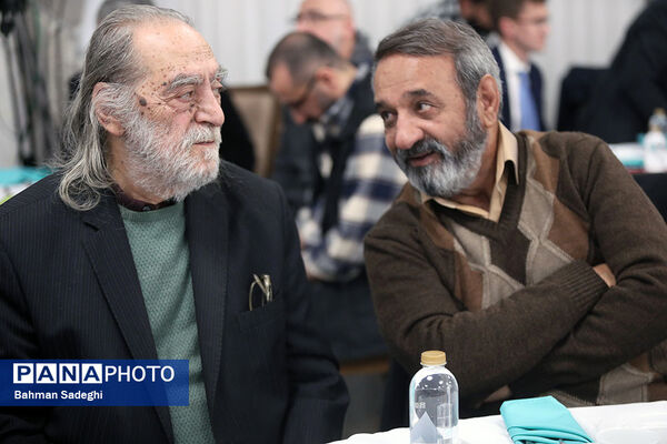 آیین افتتاحیه چهل و سومین جشنواره بین‌المللی تئاتر فجر