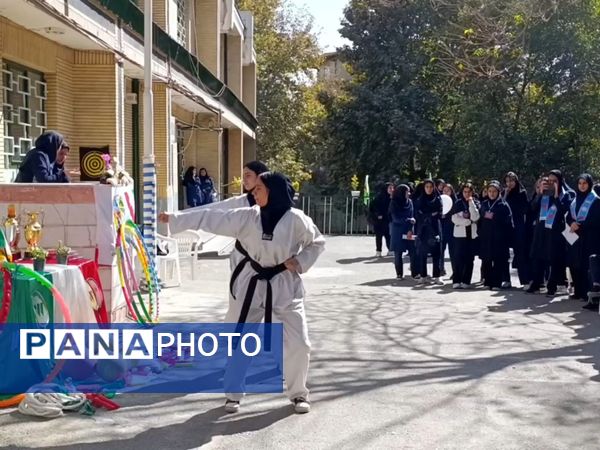 المپیاد ورزشی درون مدرسه ای در دبیرستان اژدر افشار 