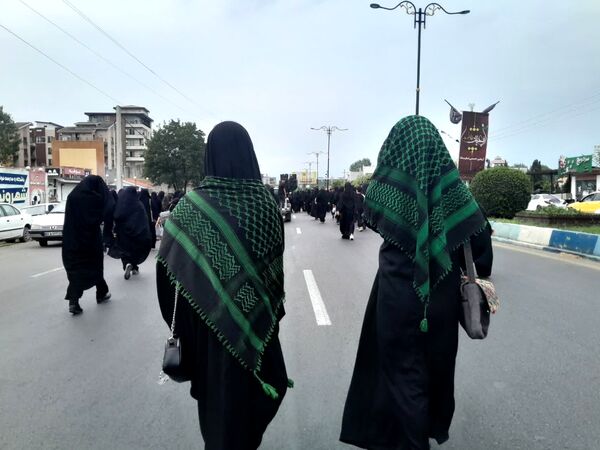 پیاده‌روی جاماندگان اربعین حسینی در نور 