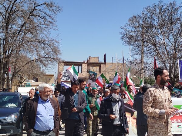 حضور باشکوه مردم، دانش آموزان و فرهنگیان منطقه رضویه در راهپیمایی روز جهانی قدس 