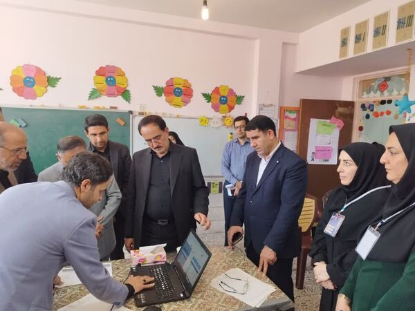 بازدید معاون حقوقی و امور مجلس وزارت آموزش و پرورش از کانون ارزیابی استخدامی آموزگاری 