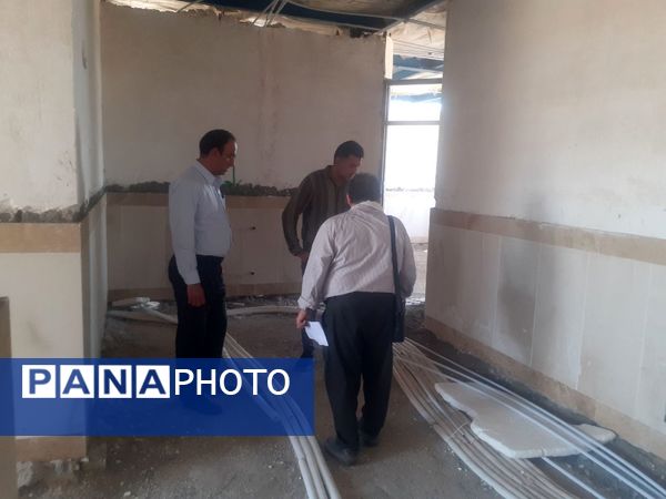 بازدید مسئولان اداره آموزش و پرورش خلیل‌آباد از پروژه‌های مهر 