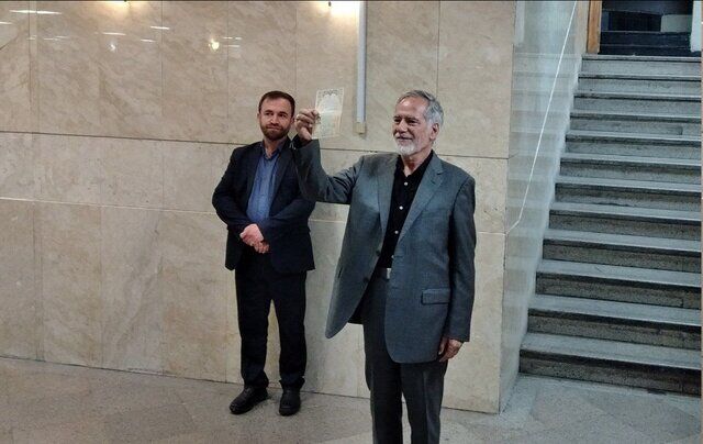 ناظمی‌اردکانی داوطلب کاندیداتوری انتخابات ریاست‌جمهوری شد