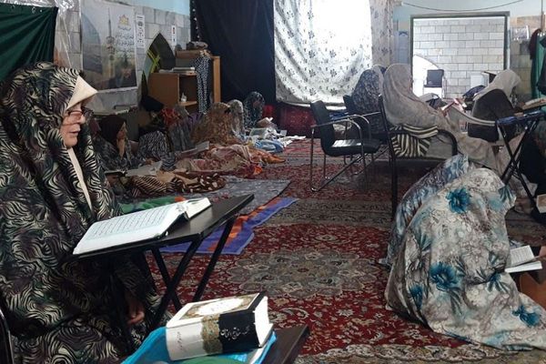 مراسم معنوی اعتکاف در مساجد شهر قدس