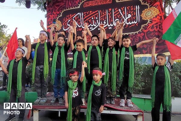 قاب های دانش آموزی ماندگار از فراق رهبر شهید