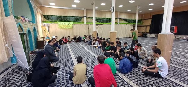 اعتکاف دانش‌آموزان پسر در شهرستان فاروج 