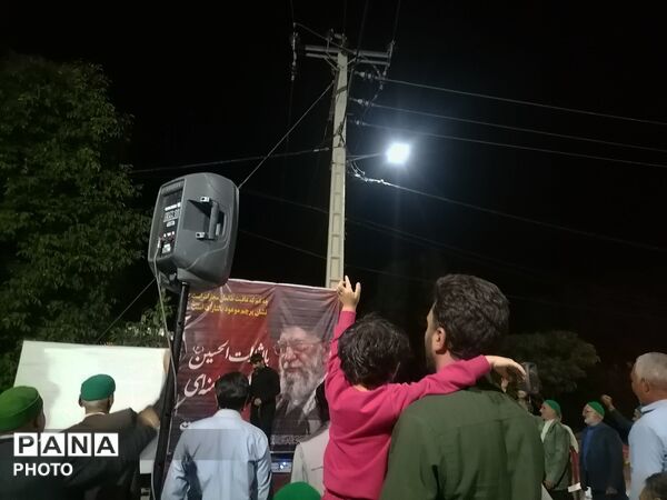 اقامه نماز جماعت همراه با اجتماعات شبانه در حسینیه شهدای شهر بار نیشابور