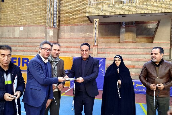 حضور دانش‌آموزان ابتدایی ناحیه دو شهرری در مسابقات فوتسال