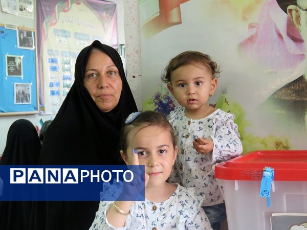 دور دوم انتخابات چهاردهمین دوره ریاست‌جمهوری در شهر درق