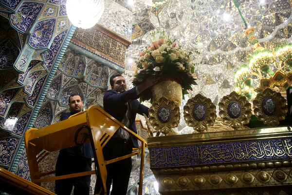 مراسم گل آرایی حرم حضرت معصومه(س) و جشن سالروز ورود ایشان به قم