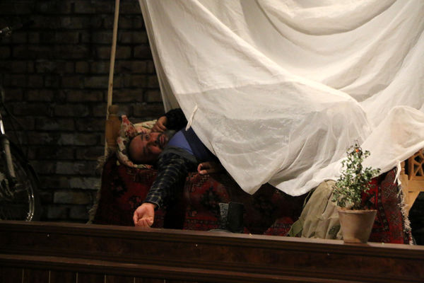 روایت «ماه گرفتگی» در قم